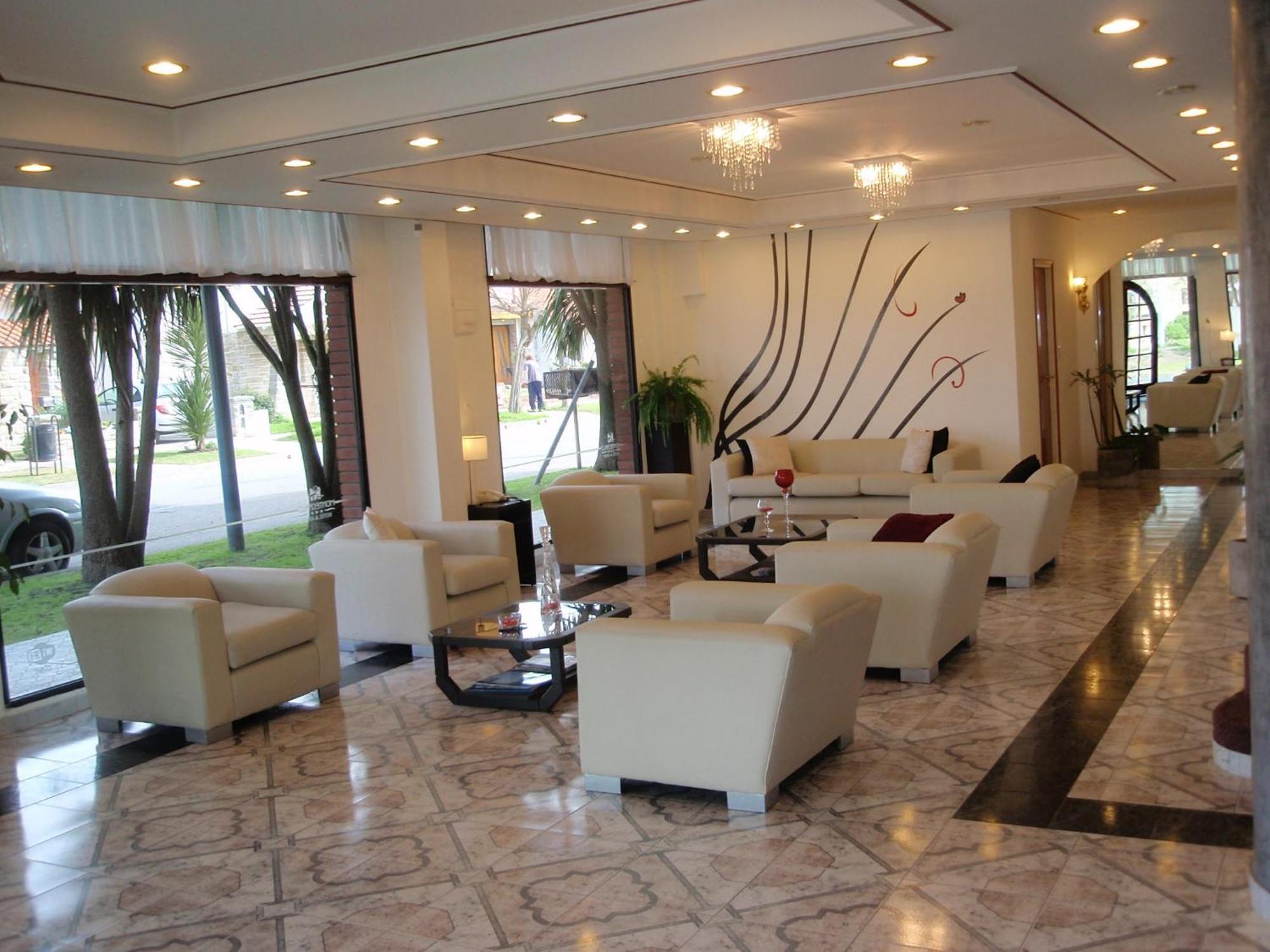 Montecarlo Hotel & Apart Mar del Plata Exterior photo